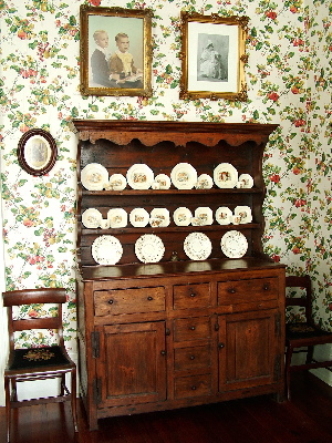 18th-century Welsh dresser displaying antique china
